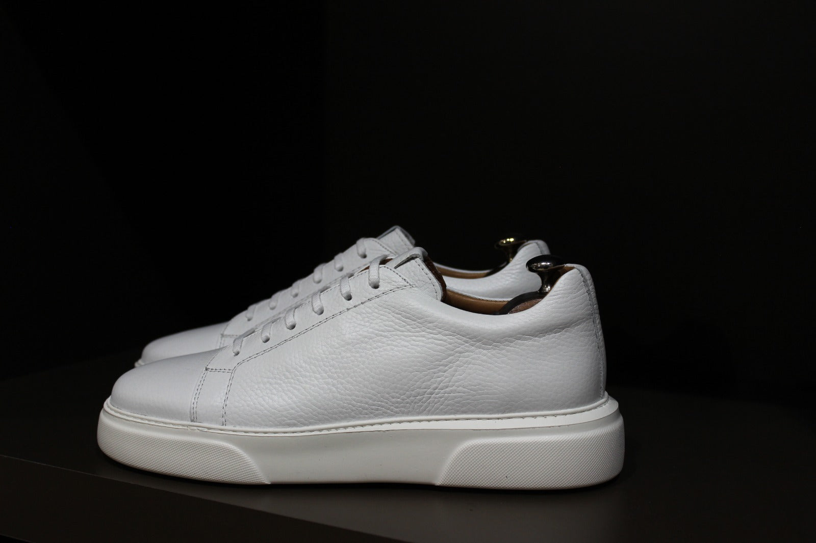 Handmade Men’s White Leather Sneakers – Modern Low-Top Casual Shoes