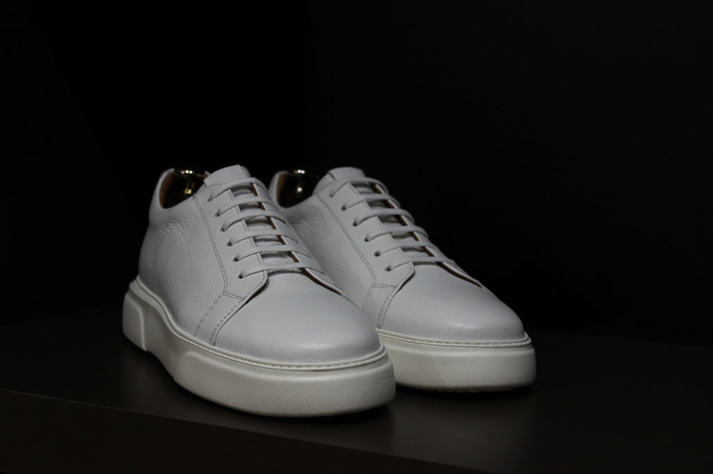 Handmade Men’s White Leather Sneakers – Modern Low-Top Casual Shoes