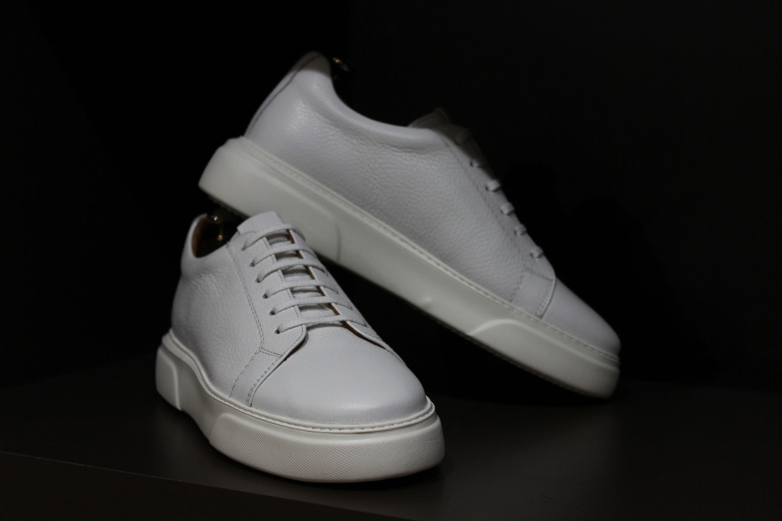 Handmade Men’s White Leather Sneakers – Modern Low-Top Casual Shoes